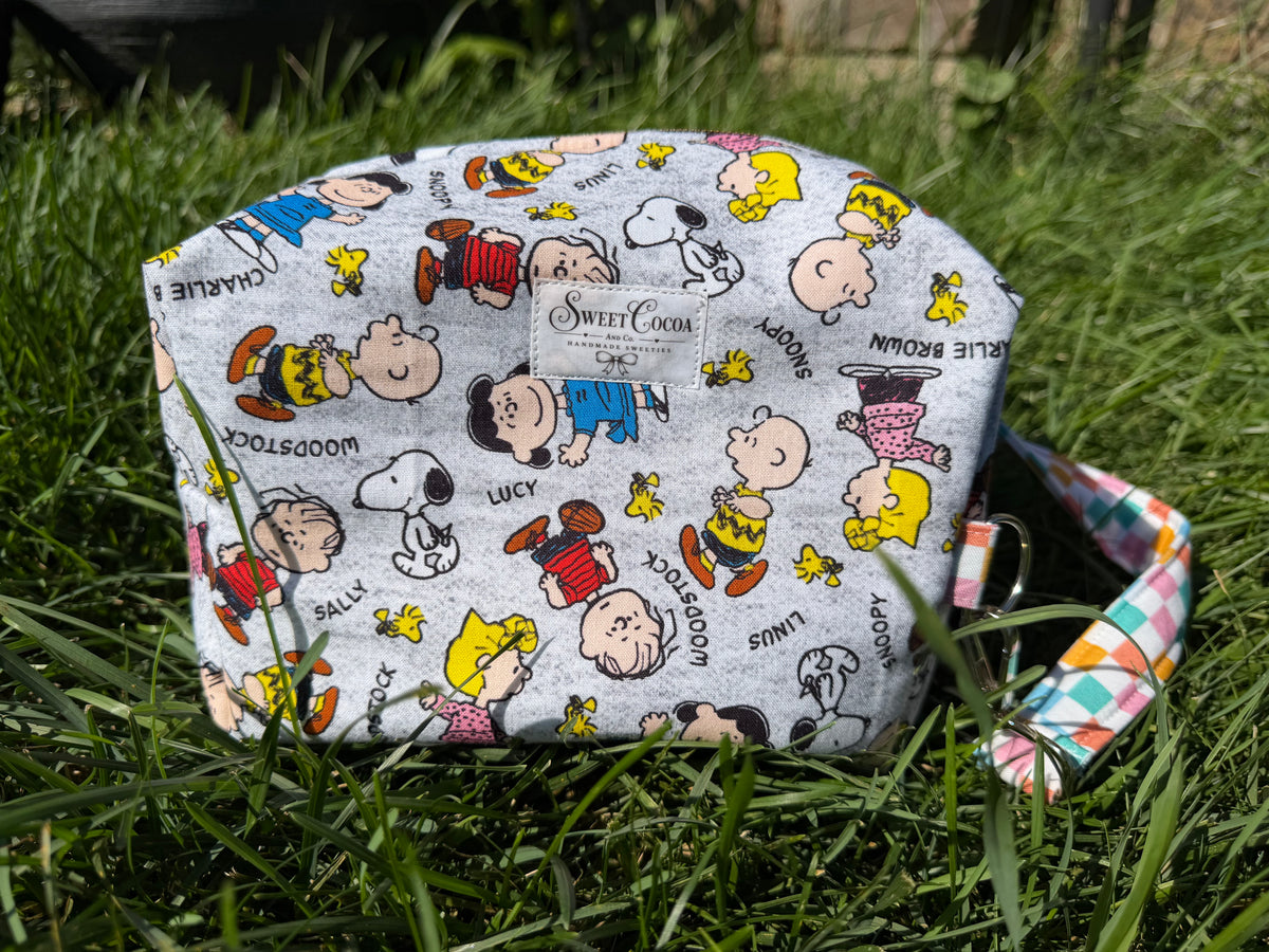 Peanuts! {Grab N Go Carry All}