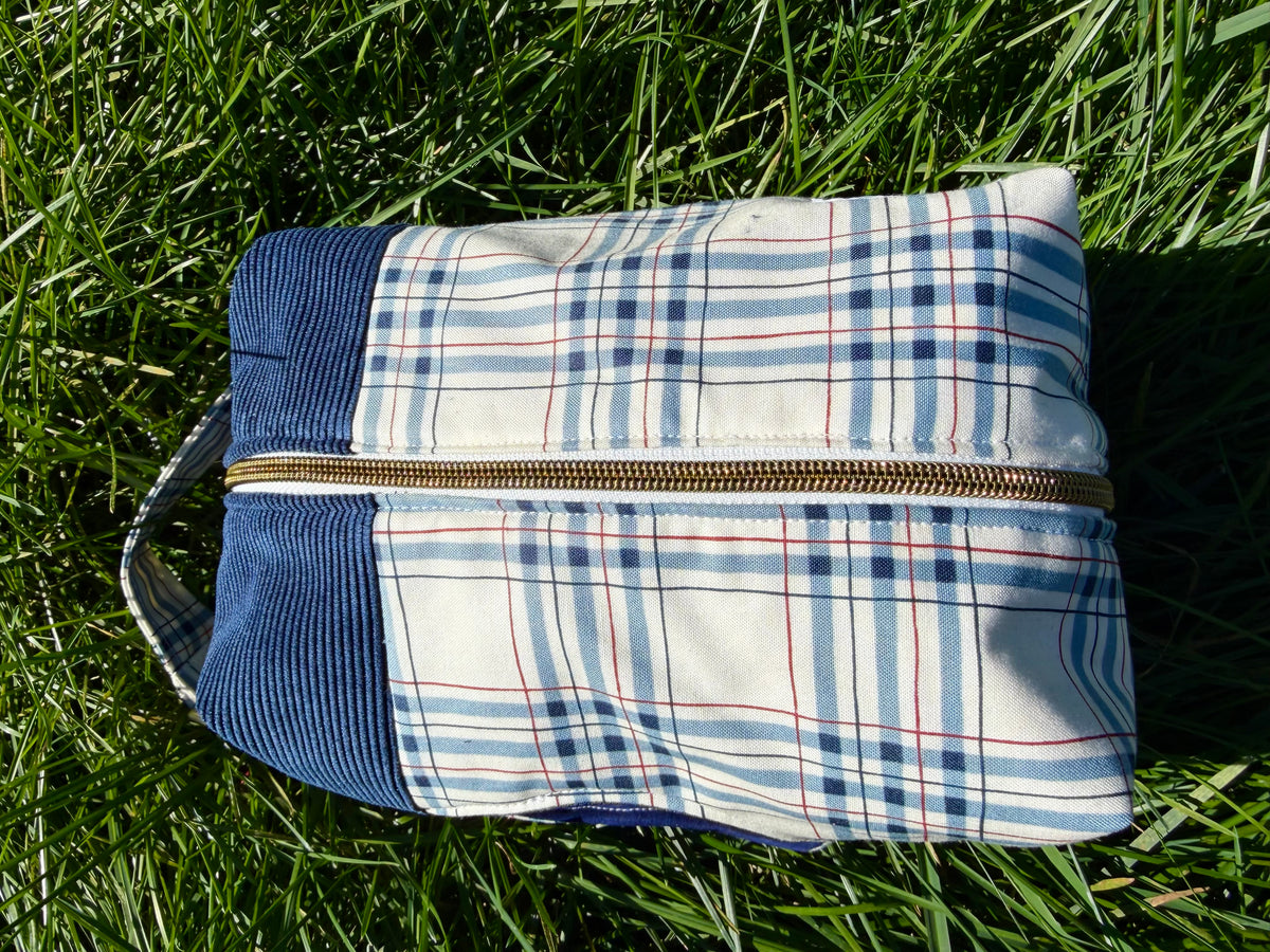 Little Blue Gentleman | Grab N’ Go Carry All