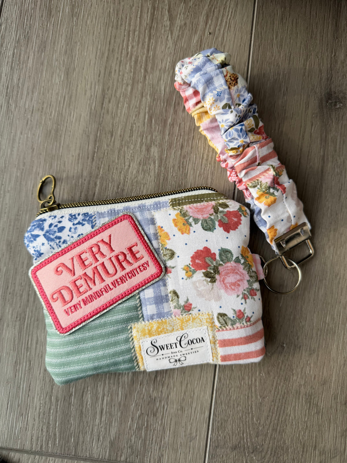 So Demure! (Wallet & Wristlet Combo)
