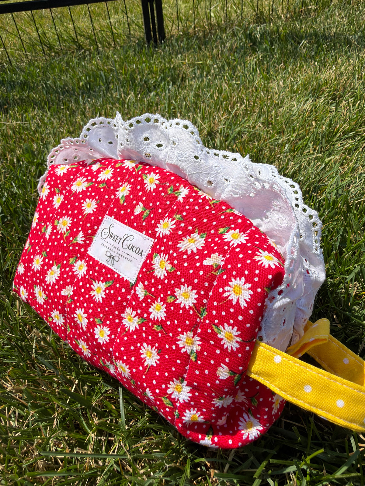 Little Red Daisy | Make up brush/pencil pouch