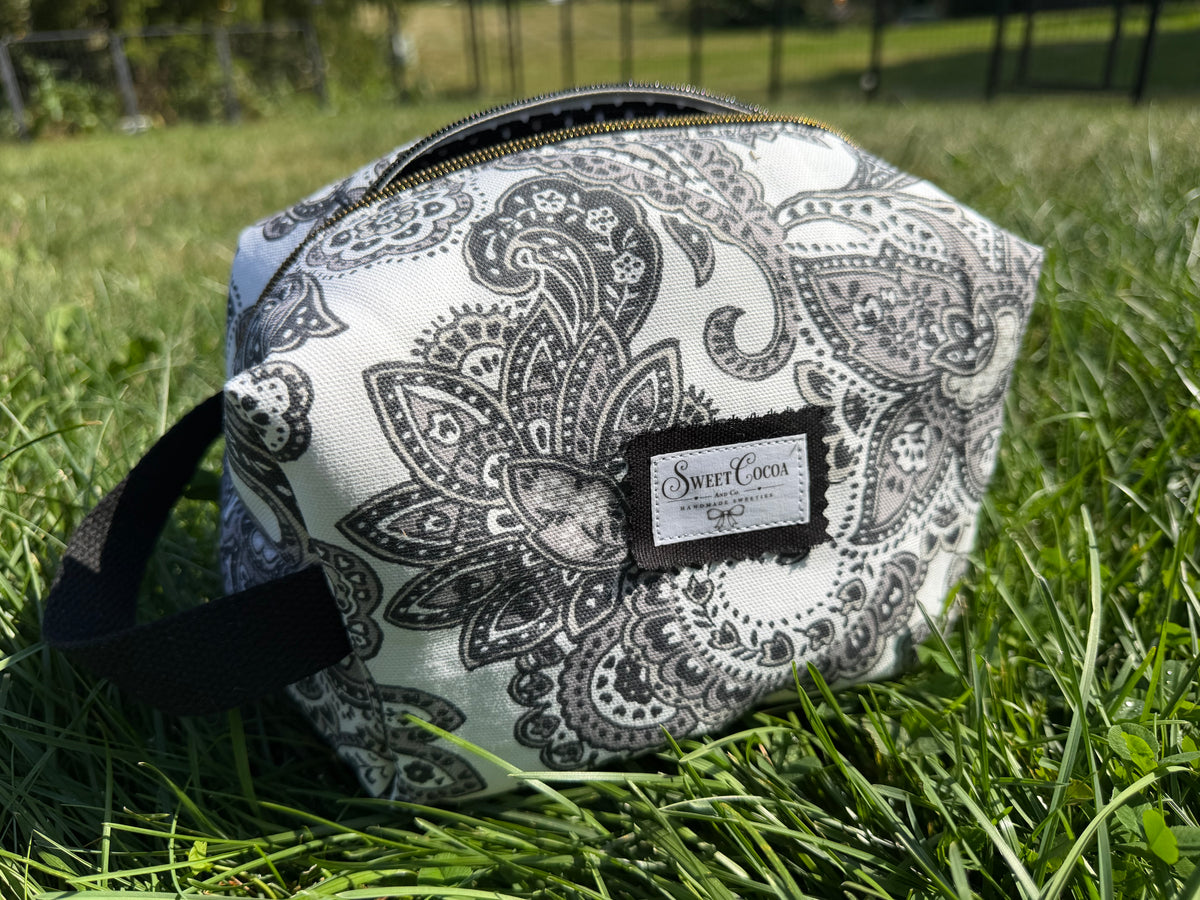 Midnight Paisley Bag {Large}