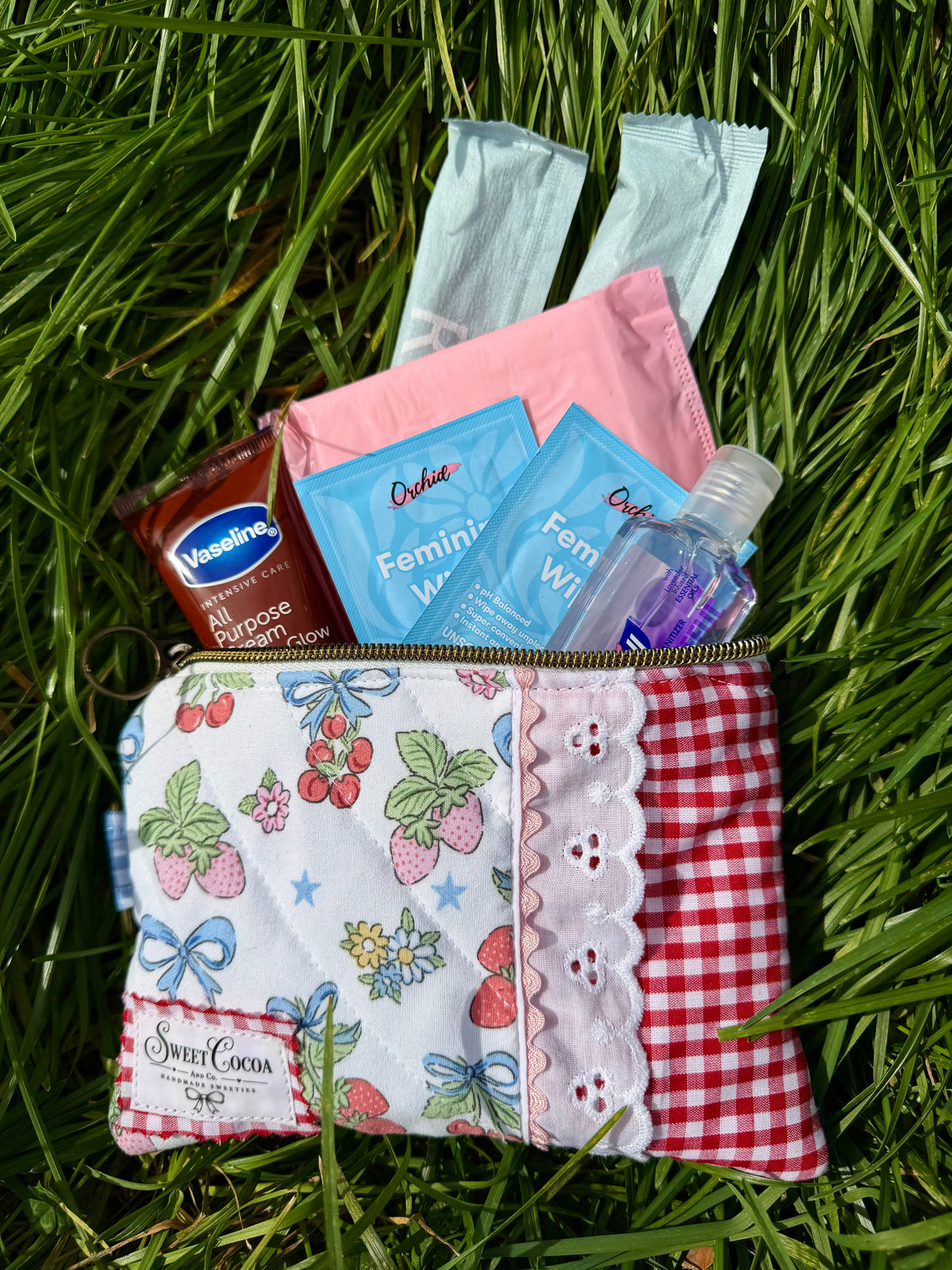 The Sisterhood of the Traveling Pouch | Bits & Bobs Pouch